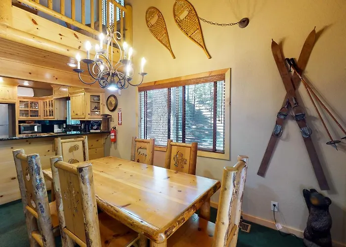 Yosemite Silvertip Lodge